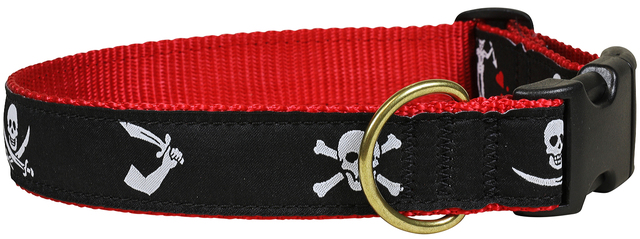 https://www.twosaltydogs.net/media/bc-ribbon-dog-collar-midnight-pirate-flags-1-25.jpg